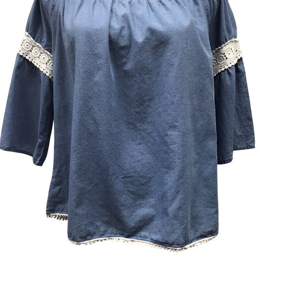 Joes Collection Top Womens Large Blue Chambray White Detailed Hemline - Picture 4 of 8